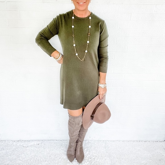 Forever 21 Dresses & Skirts - 🍁👜 Forever 21 Olive Green Sweater Dress - M